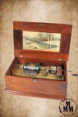 Capital Music Box